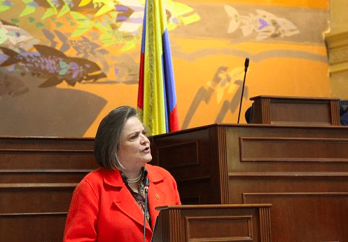 renunció