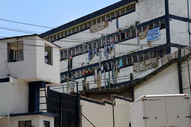 Fiscalía obligada a suspender órdenes de captura en Medellín por crisis carcelaria Fiscalía obligada a suspender órdenes de captura en Medellín por crisis carcelaria
